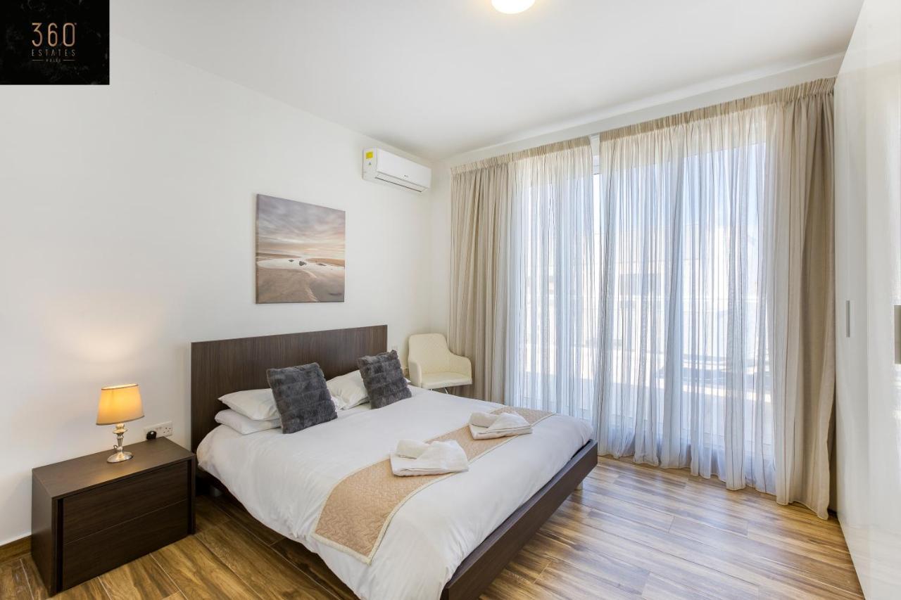 Appartement Lux Sea Front Penthouse With Breathtaking Views In St Pauls By 360 Estates à San Pawl il-Baħar Extérieur photo