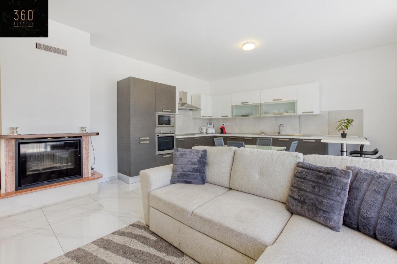 Appartement Lux Sea Front Penthouse With Breathtaking Views In St Pauls By 360 Estates à San Pawl il-Baħar Extérieur photo